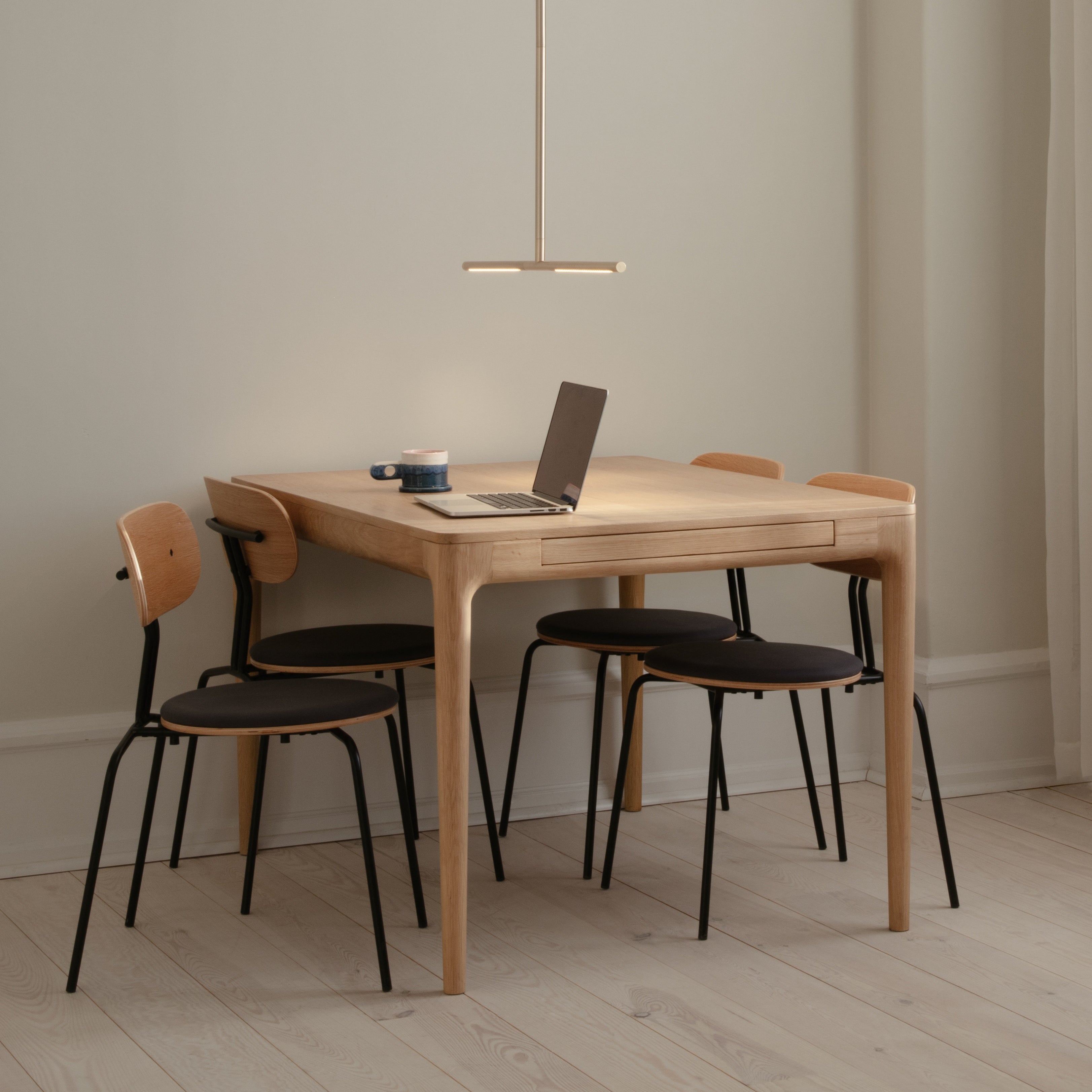 Heart'n'Soul | dining table 120