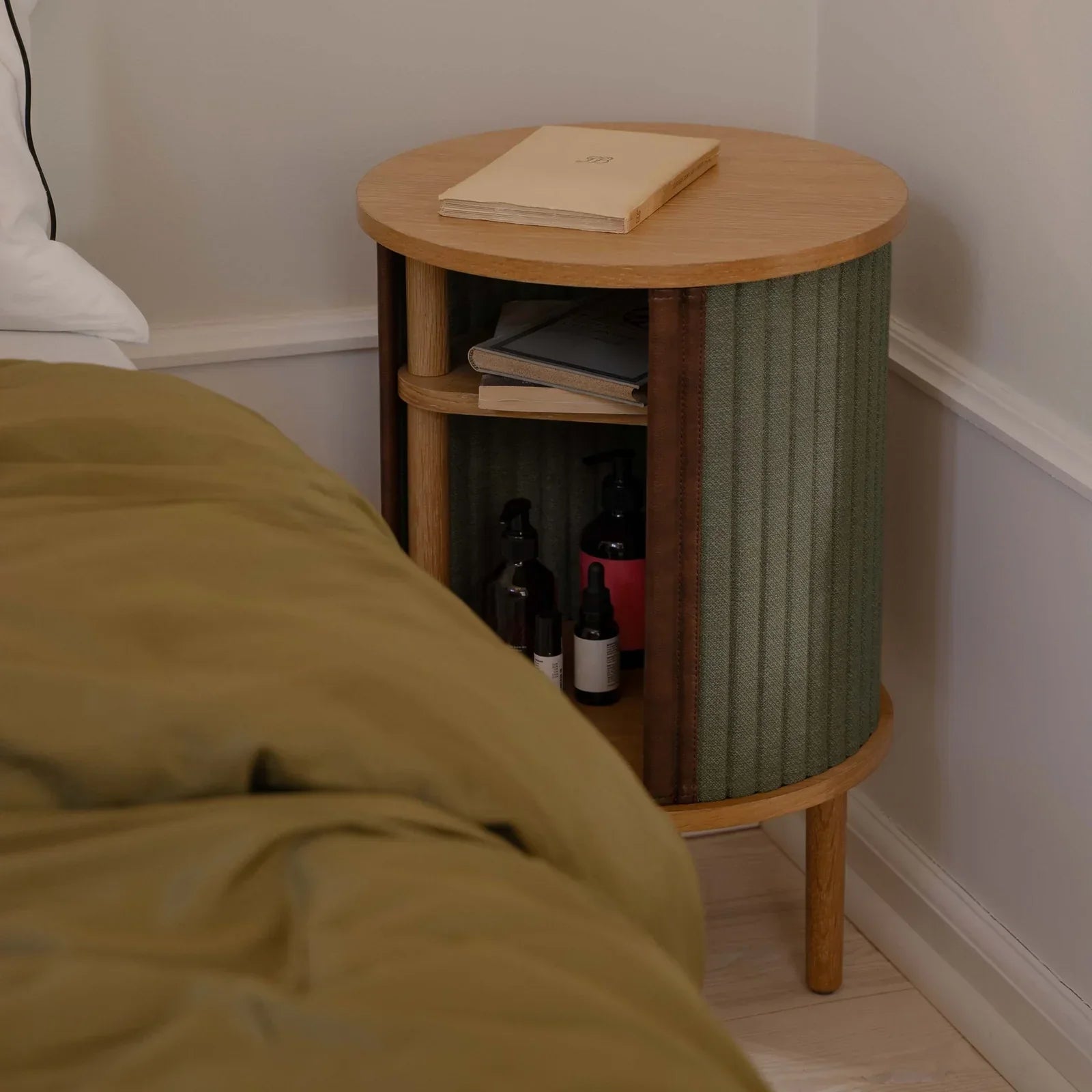 Audacious | side table