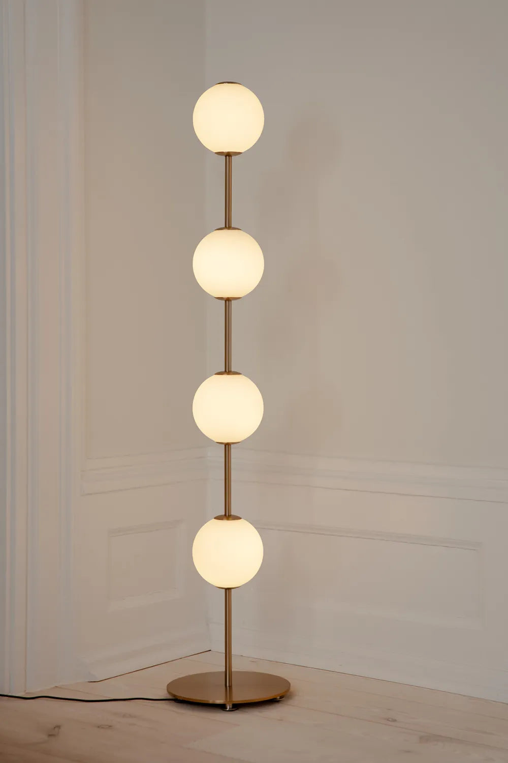 Audrey | floor lamp