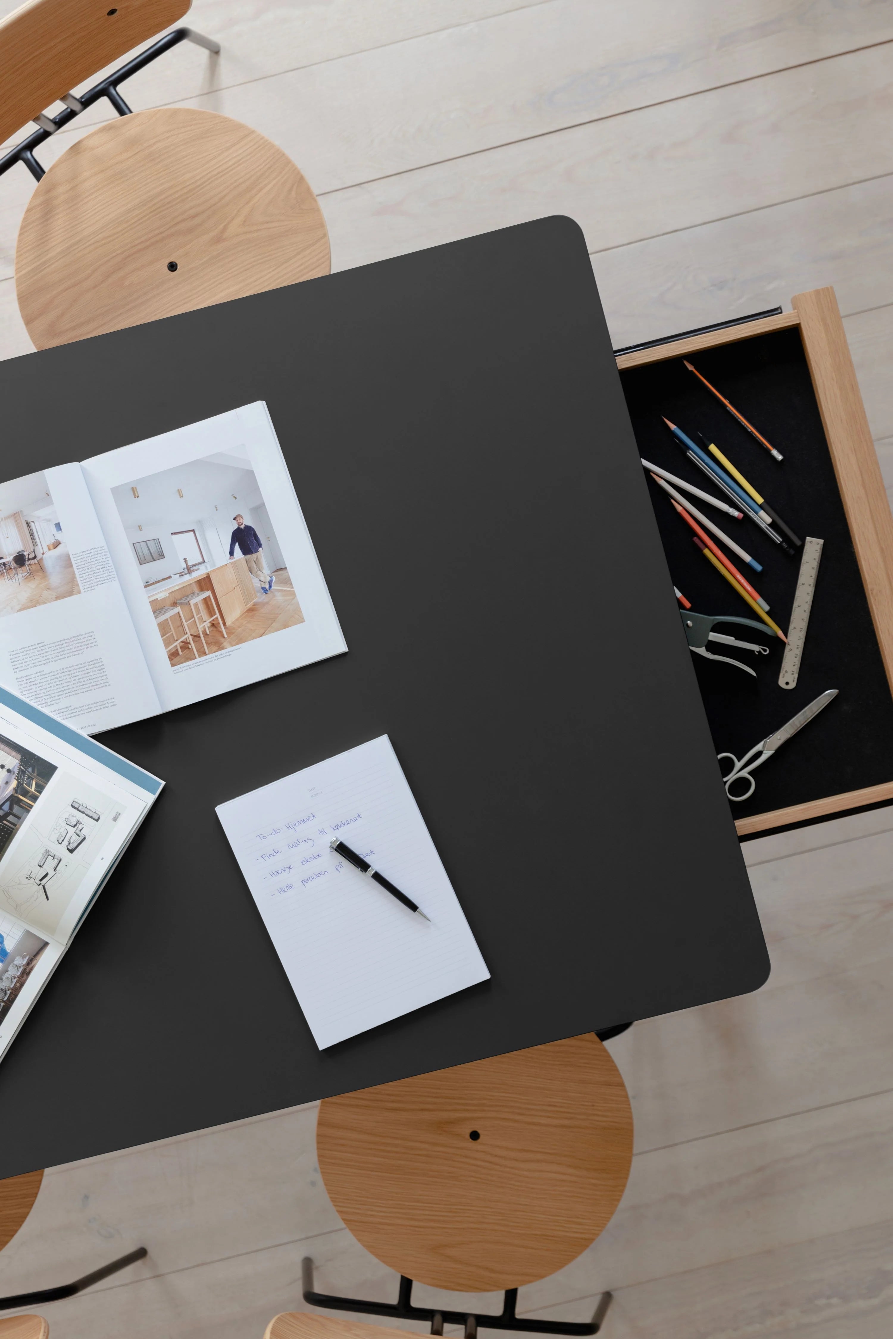 Heart'n'Soul | dining table 120