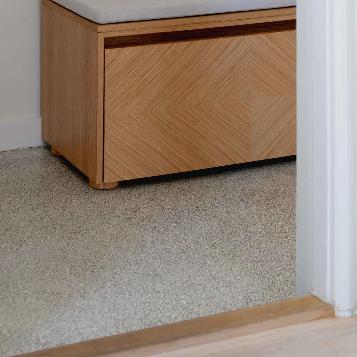Hideaway | storage bench
