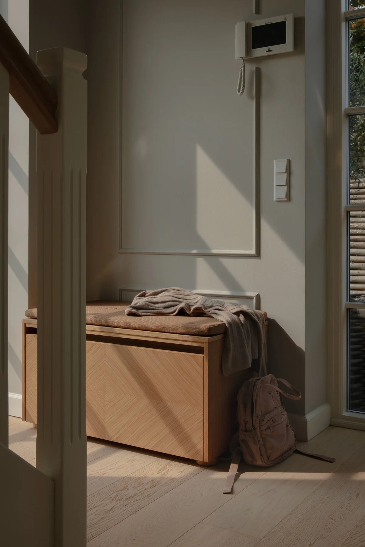 Hideaway | storage bench