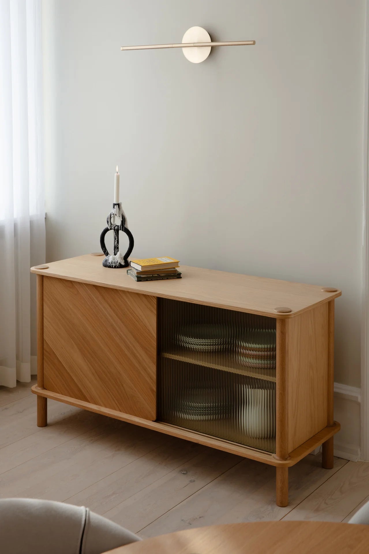 Italic | sideboard