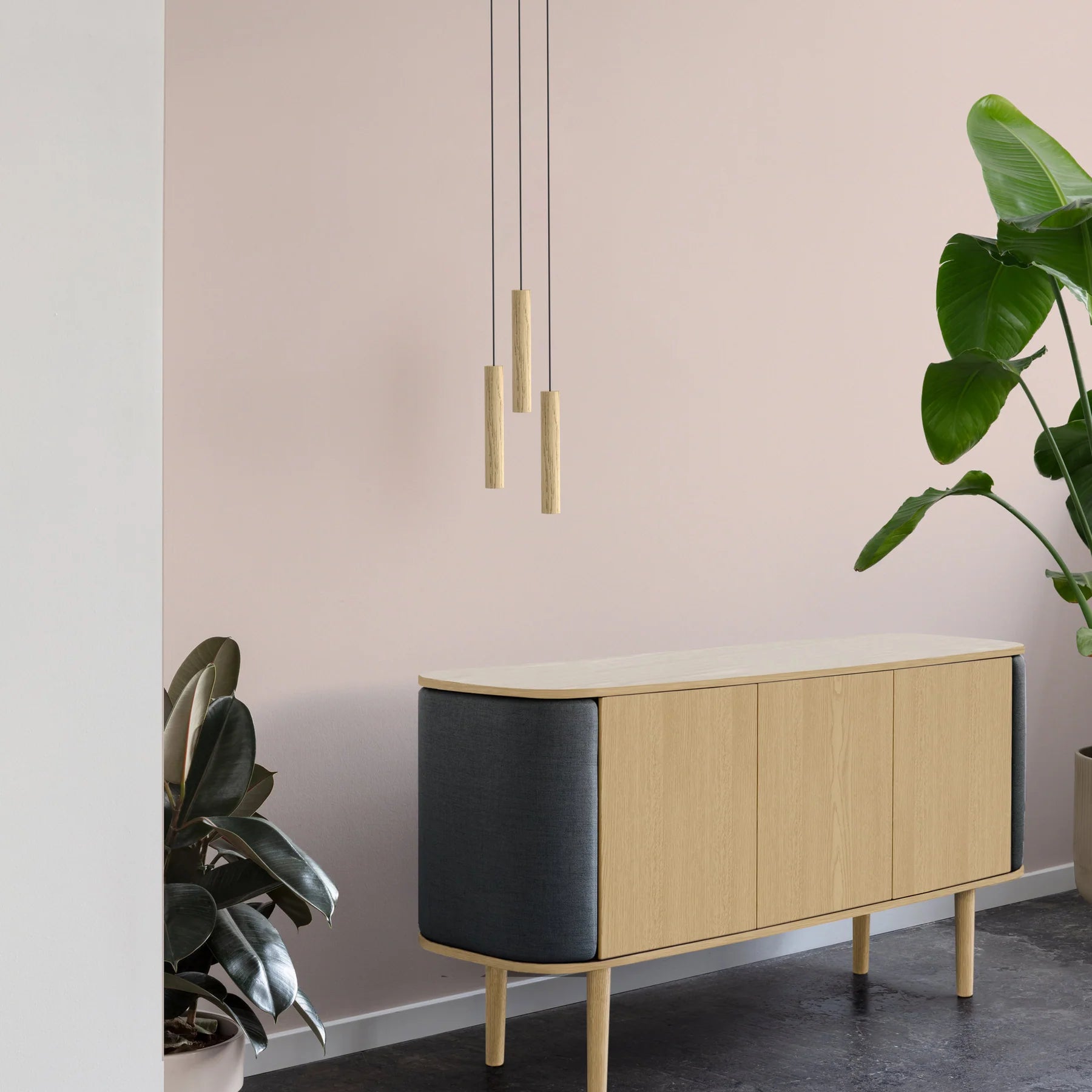 Treasures | cabinet, 3 doors