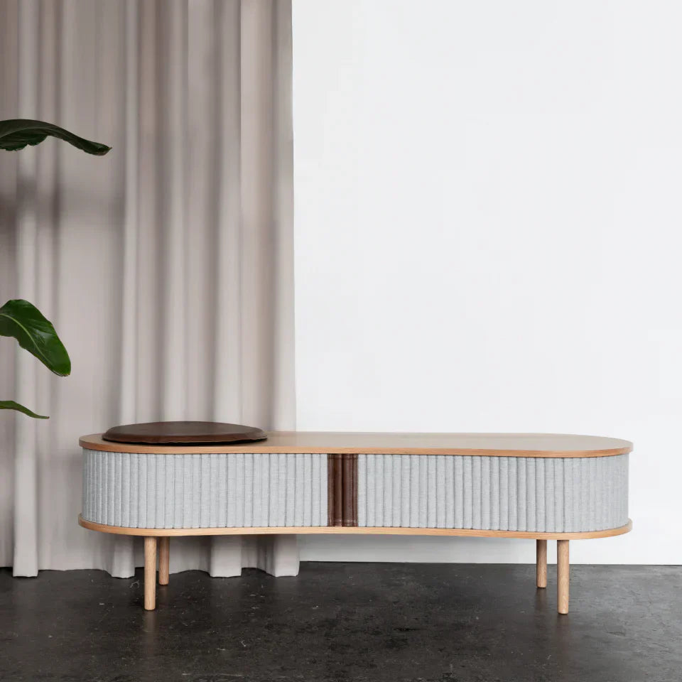 Audacious | tv bench
