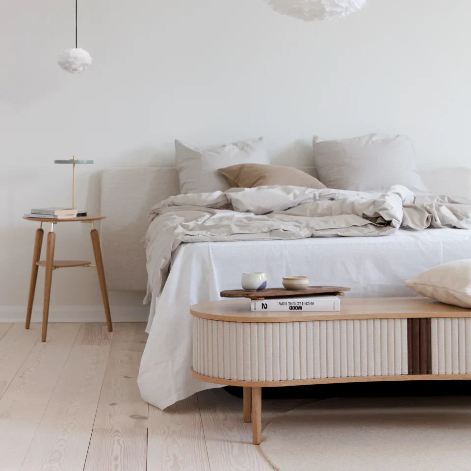 Audacious | tv bench